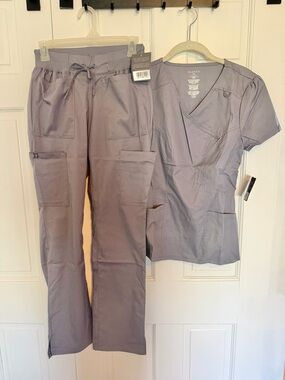 Jaanuu Gray Scrub Set NWT Women's XXS Medical Uniform Top & Pants